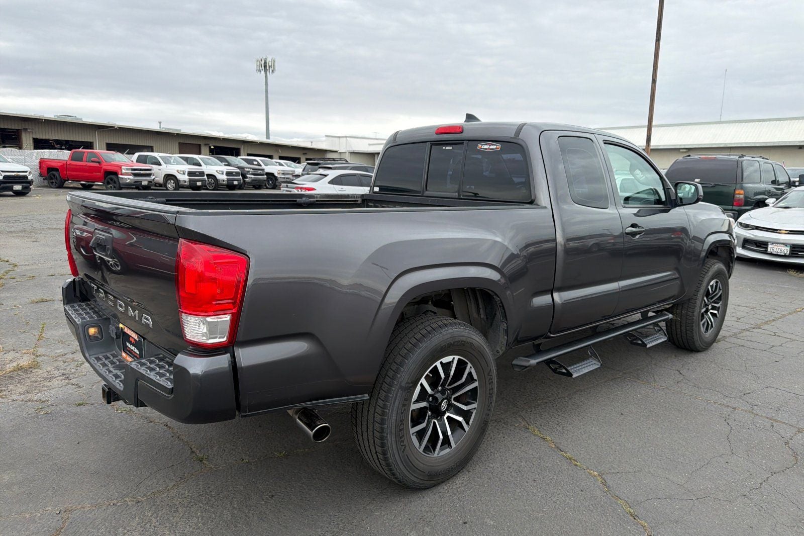 2017 Toyota Tacoma SR