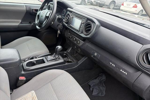 2017 Toyota Tacoma SR