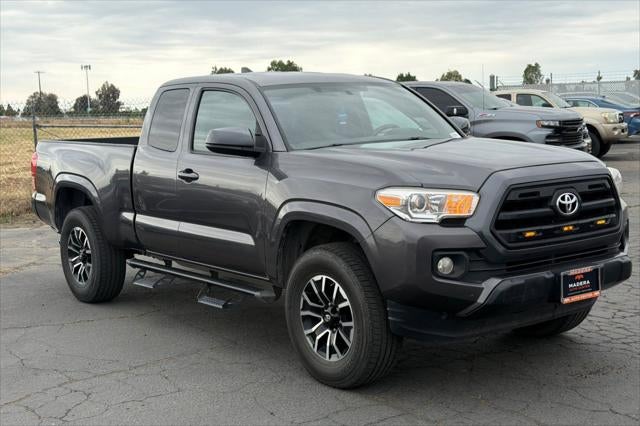 2017 Toyota Tacoma SR