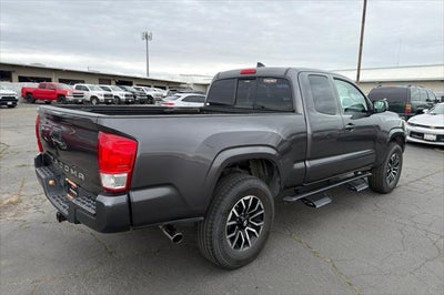 2017 Toyota Tacoma SR