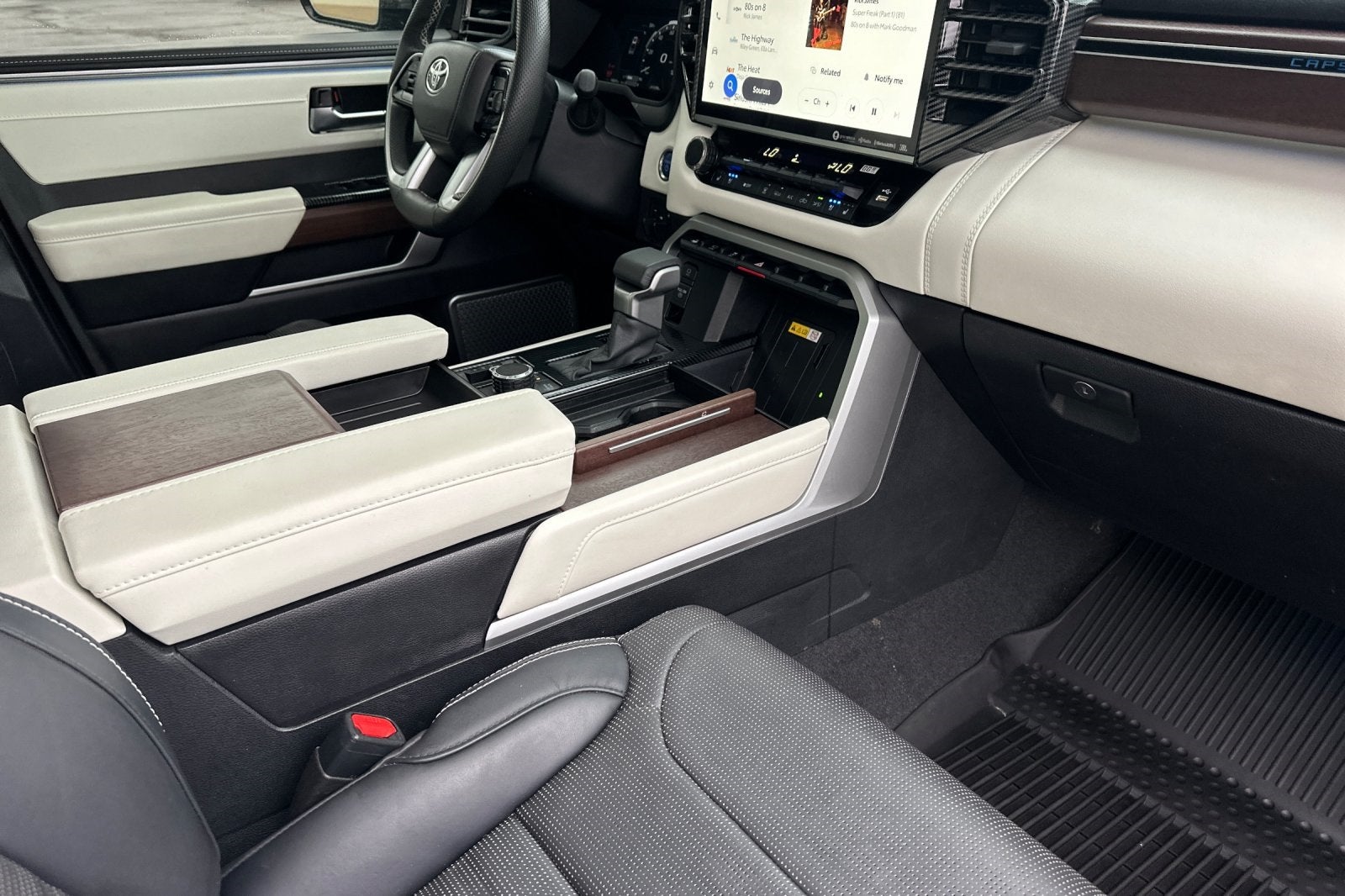 2024 Toyota Tundra Hybrid Capstone