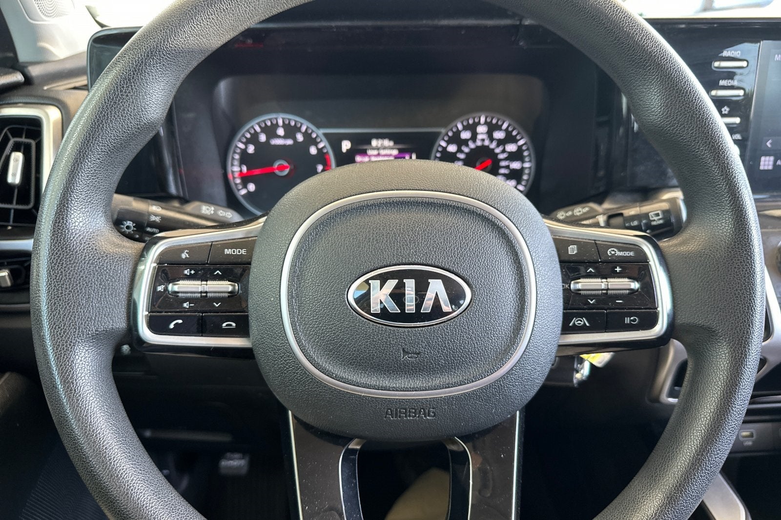 2021 Kia Sorento LX