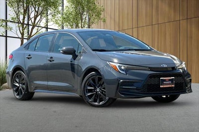 2025 Toyota Corolla SE