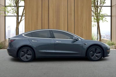 2020 Tesla Model 3 Standard Range Plus