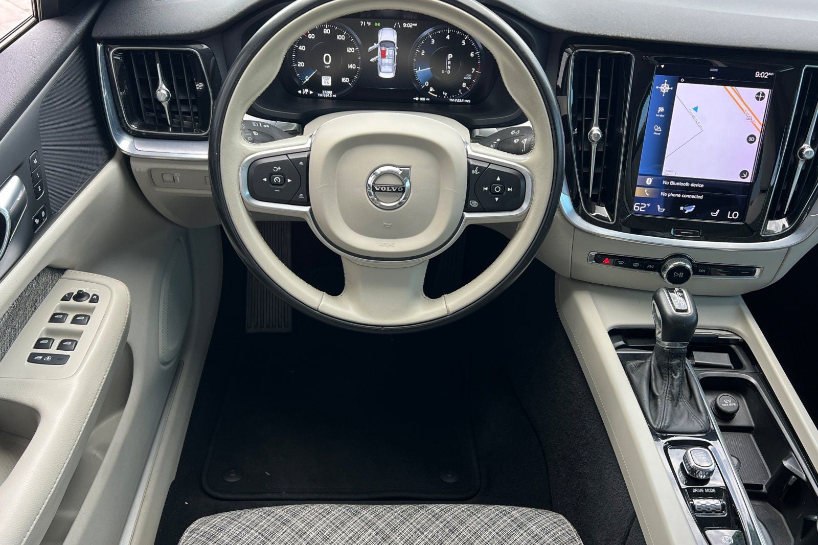 2021 Volvo S60 T5 Momentum