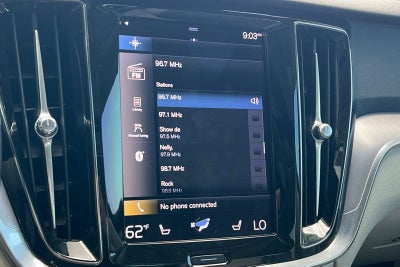 2021 Volvo S60 T5 Momentum