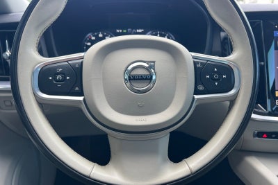 2021 Volvo S60 T5 Momentum