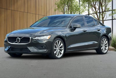 2021 Volvo S60 T5 Momentum
