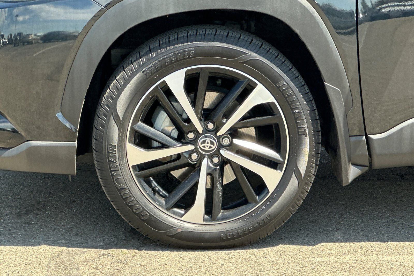 2024 Toyota Corolla Cross Hybrid XSE