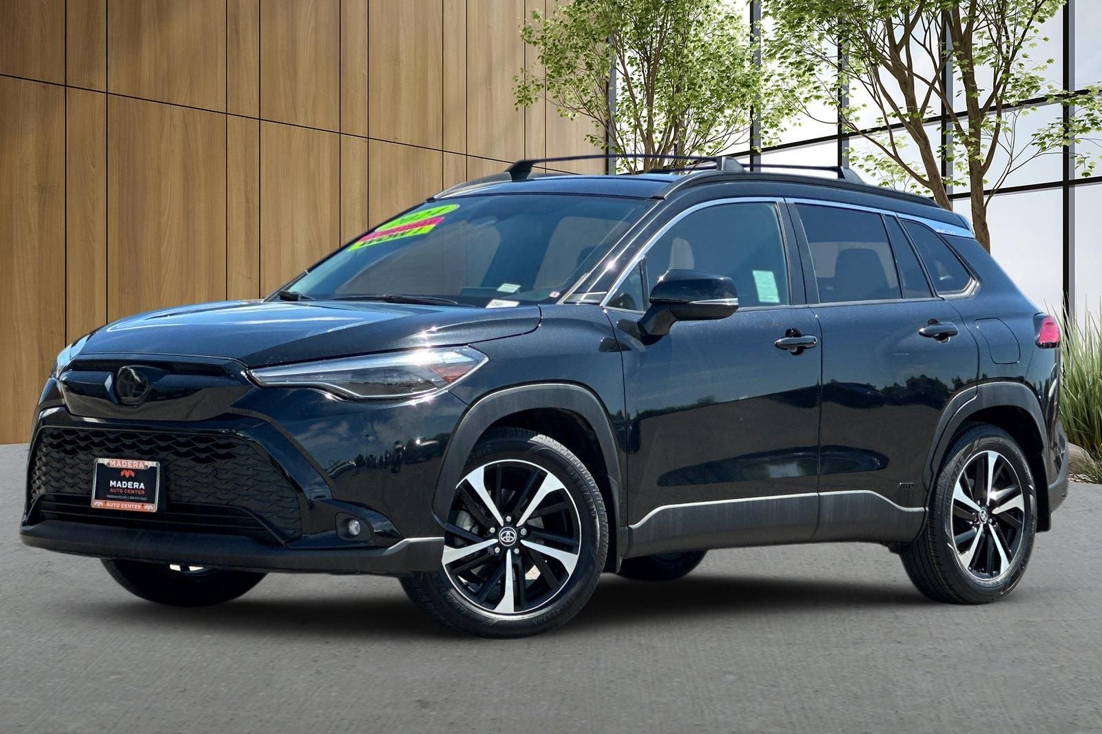 2024 Toyota Corolla Cross Hybrid XSE