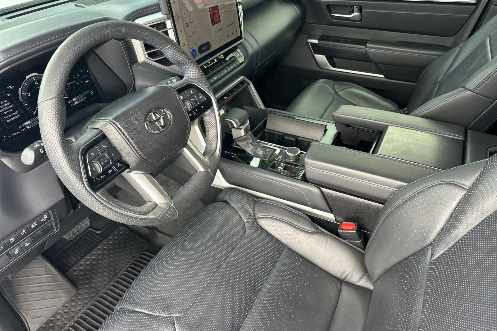 2024 Toyota Sequoia Platinum