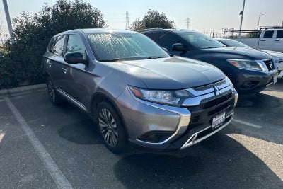 2020 Mitsubishi Outlander ES
