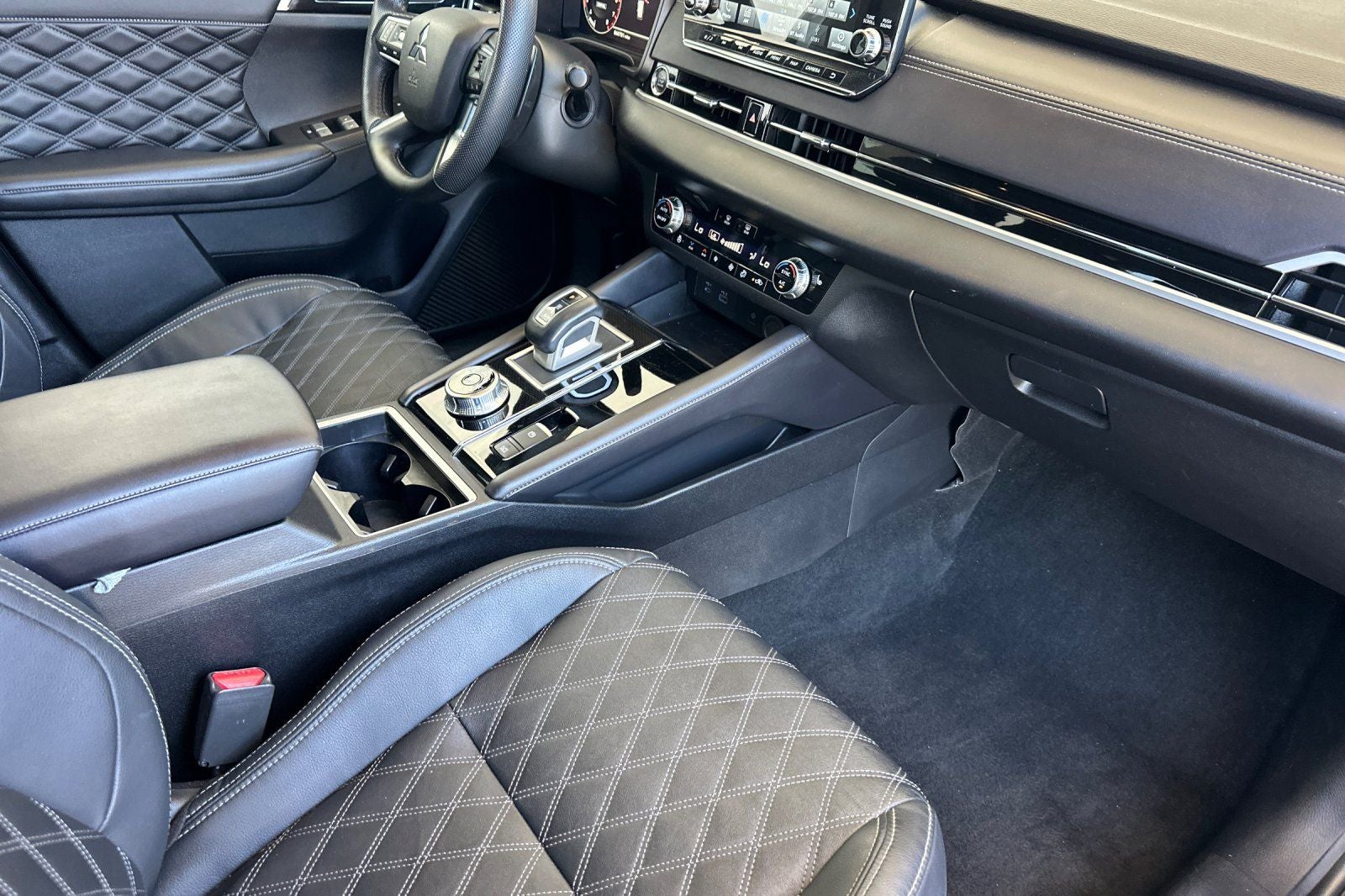 2023 Mitsubishi Outlander SEL Black Edition