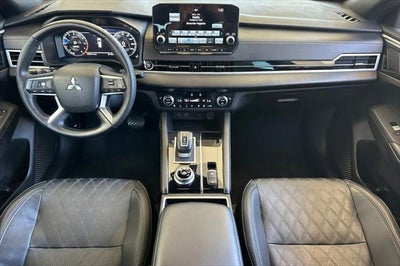2023 Mitsubishi Outlander SEL Black Edition