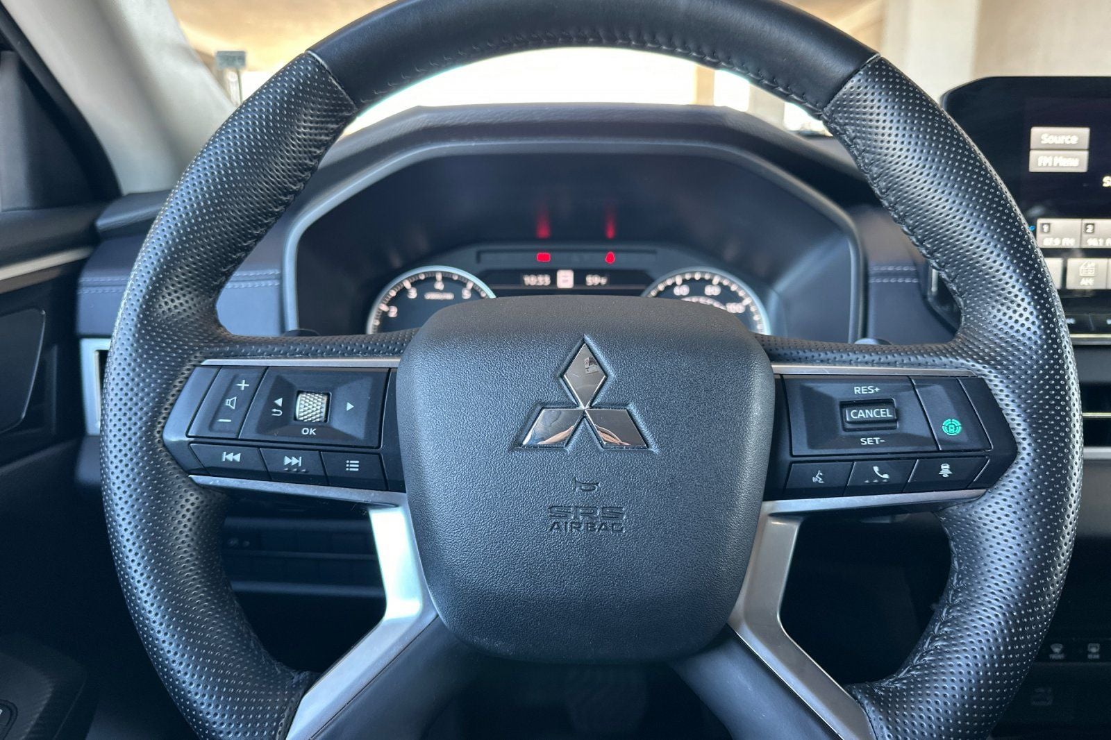 2024 Mitsubishi Outlander SE Black Edition w/Pano Roof