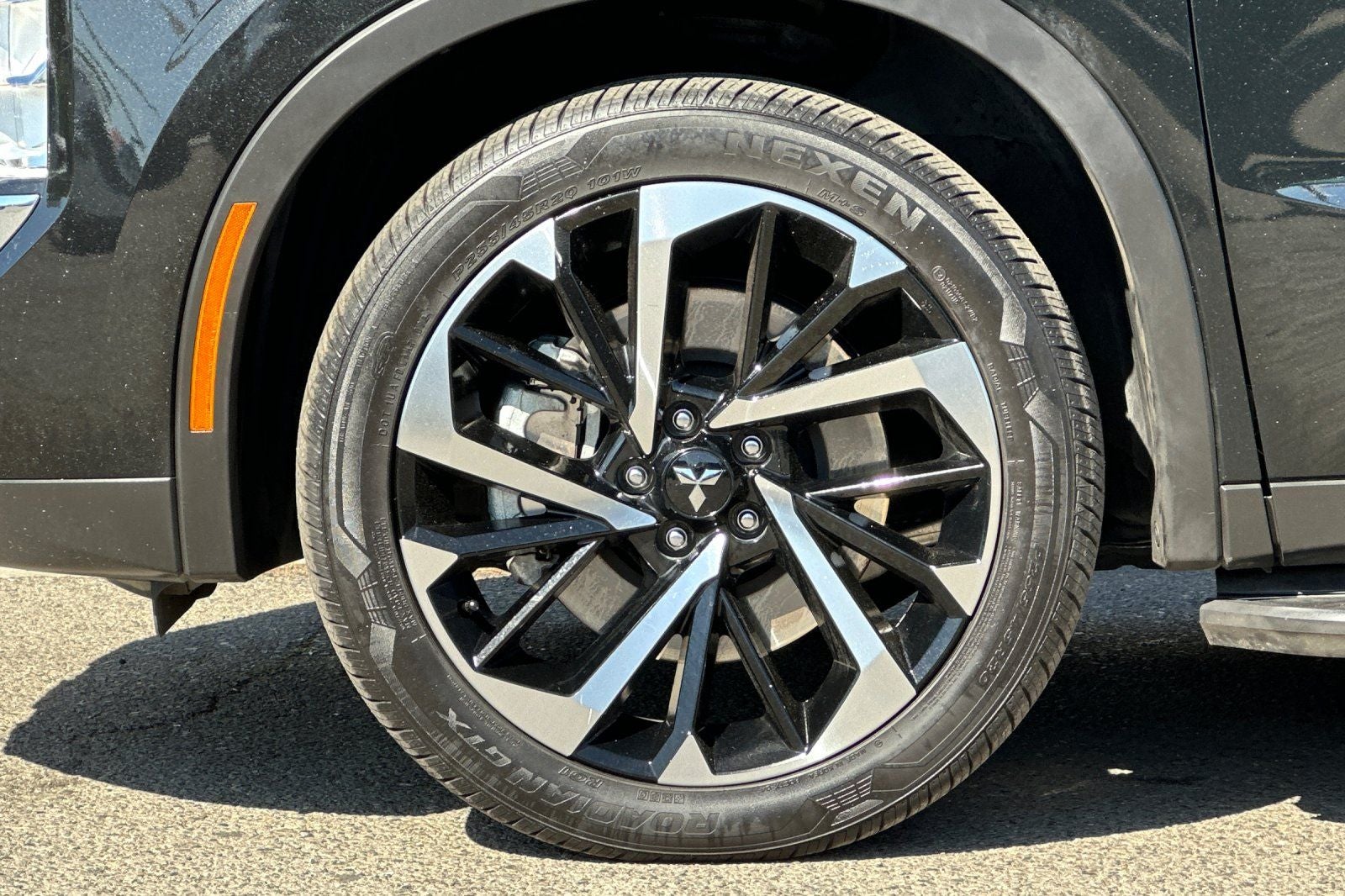 2024 Mitsubishi Outlander SE Black Edition w/Pano Roof