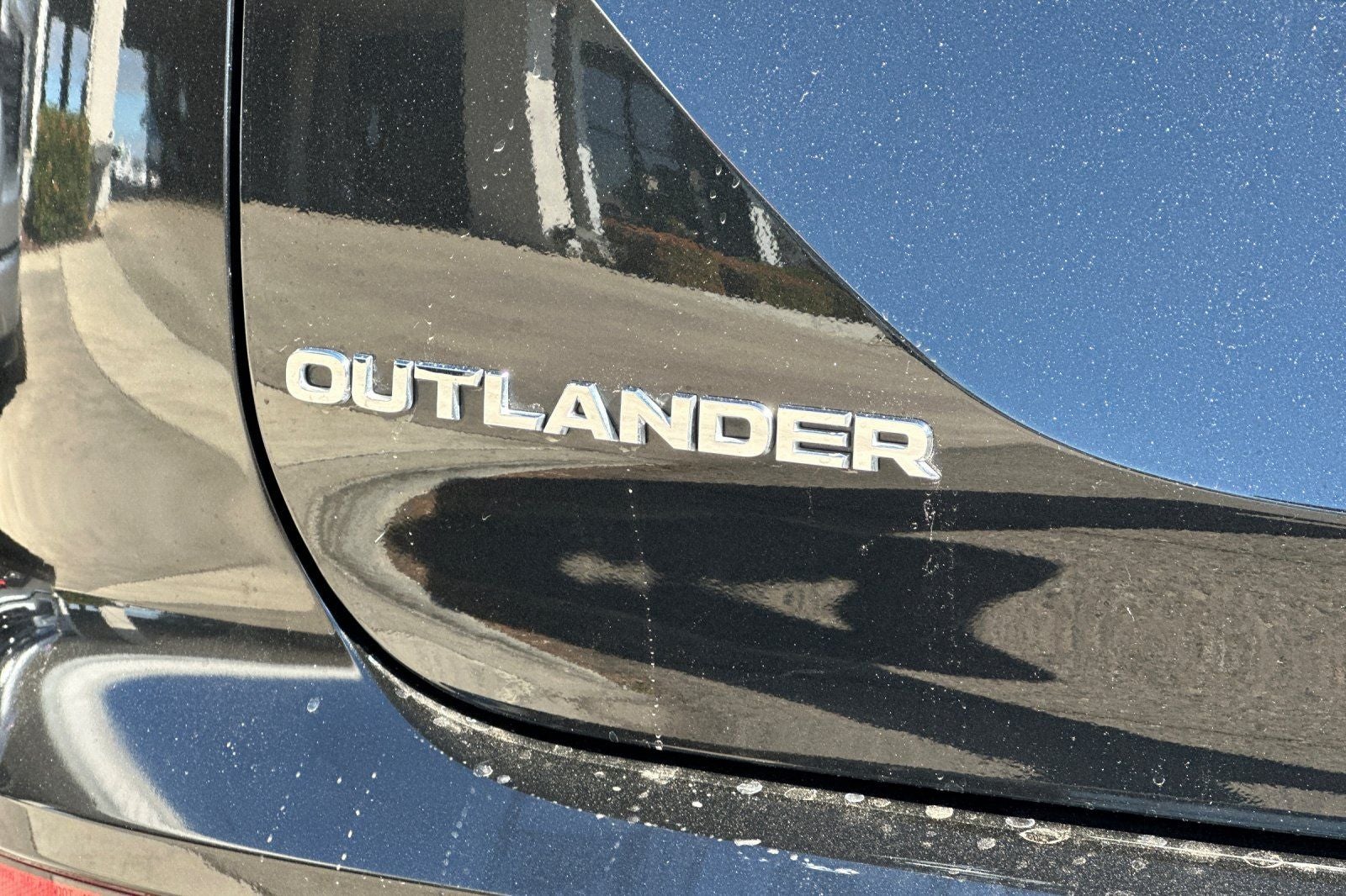 2024 Mitsubishi Outlander SE Black Edition w/Pano Roof