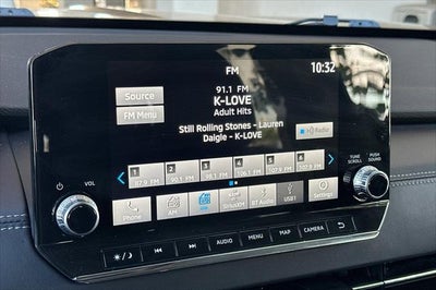 2024 Mitsubishi Outlander SE Black Edition w/Pano Roof
