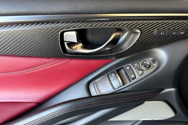 2021 INFINITI Q60 Red Sport 400