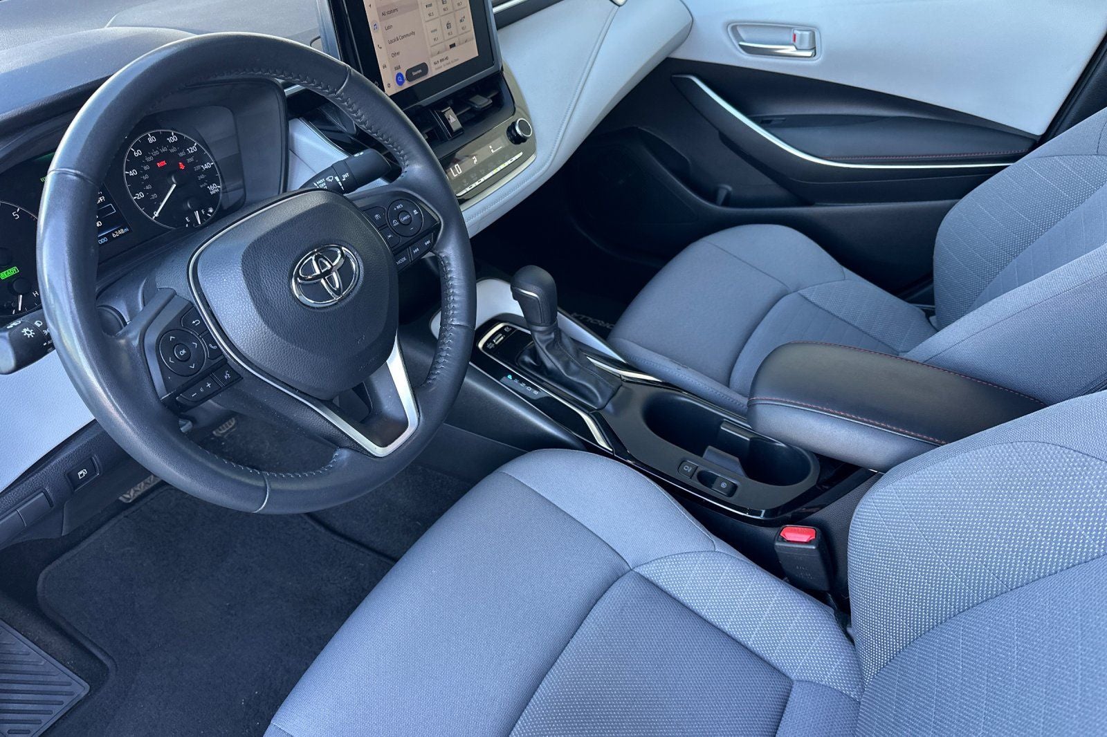 2024 Toyota Corolla Hybrid LE