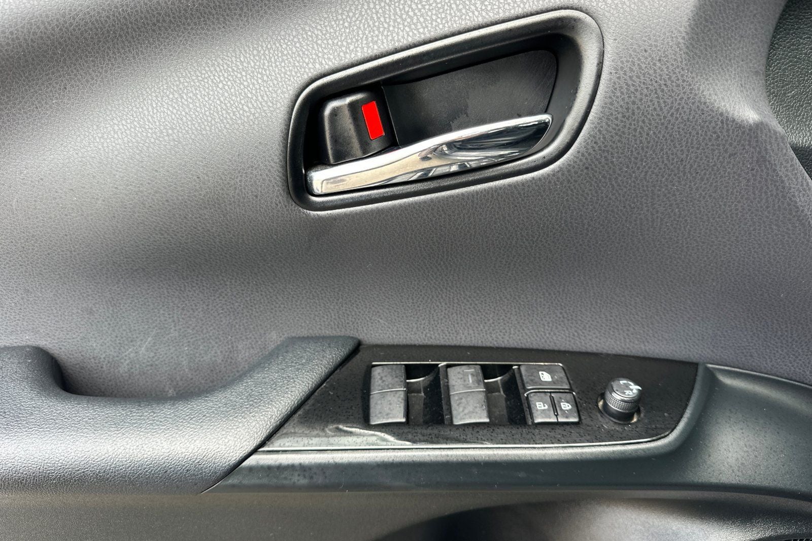 2022 Toyota Prius Prime XLE