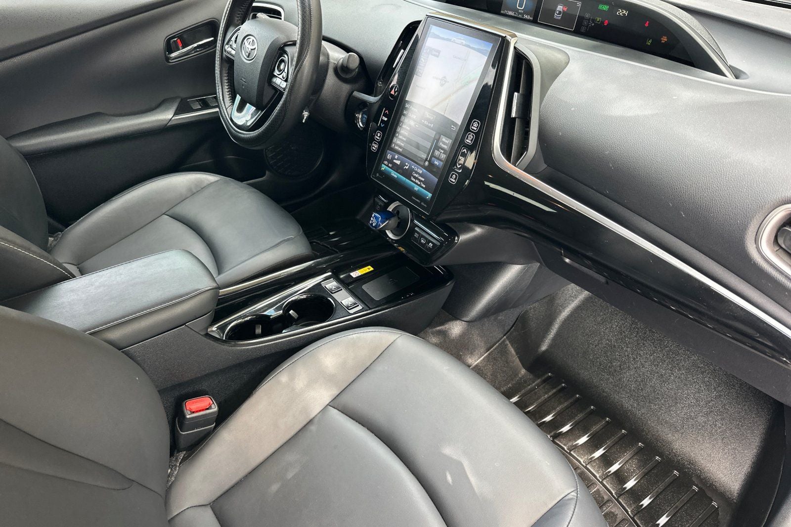 2022 Toyota Prius Prime XLE