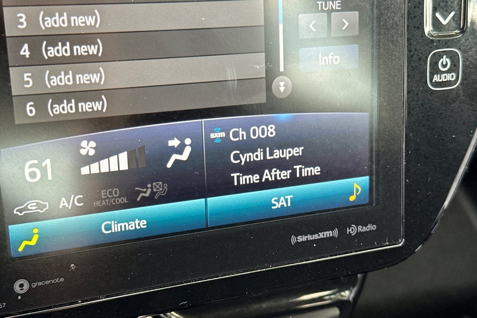 2022 Toyota Prius Prime XLE