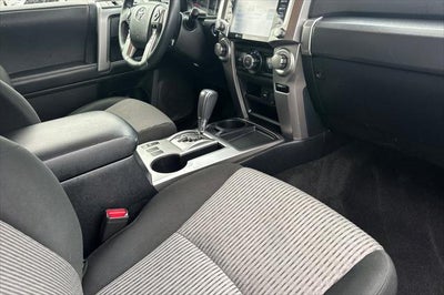 2022 Toyota 4Runner SR5