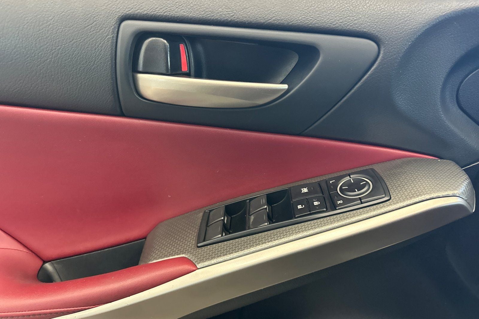 2017 Lexus IS 350