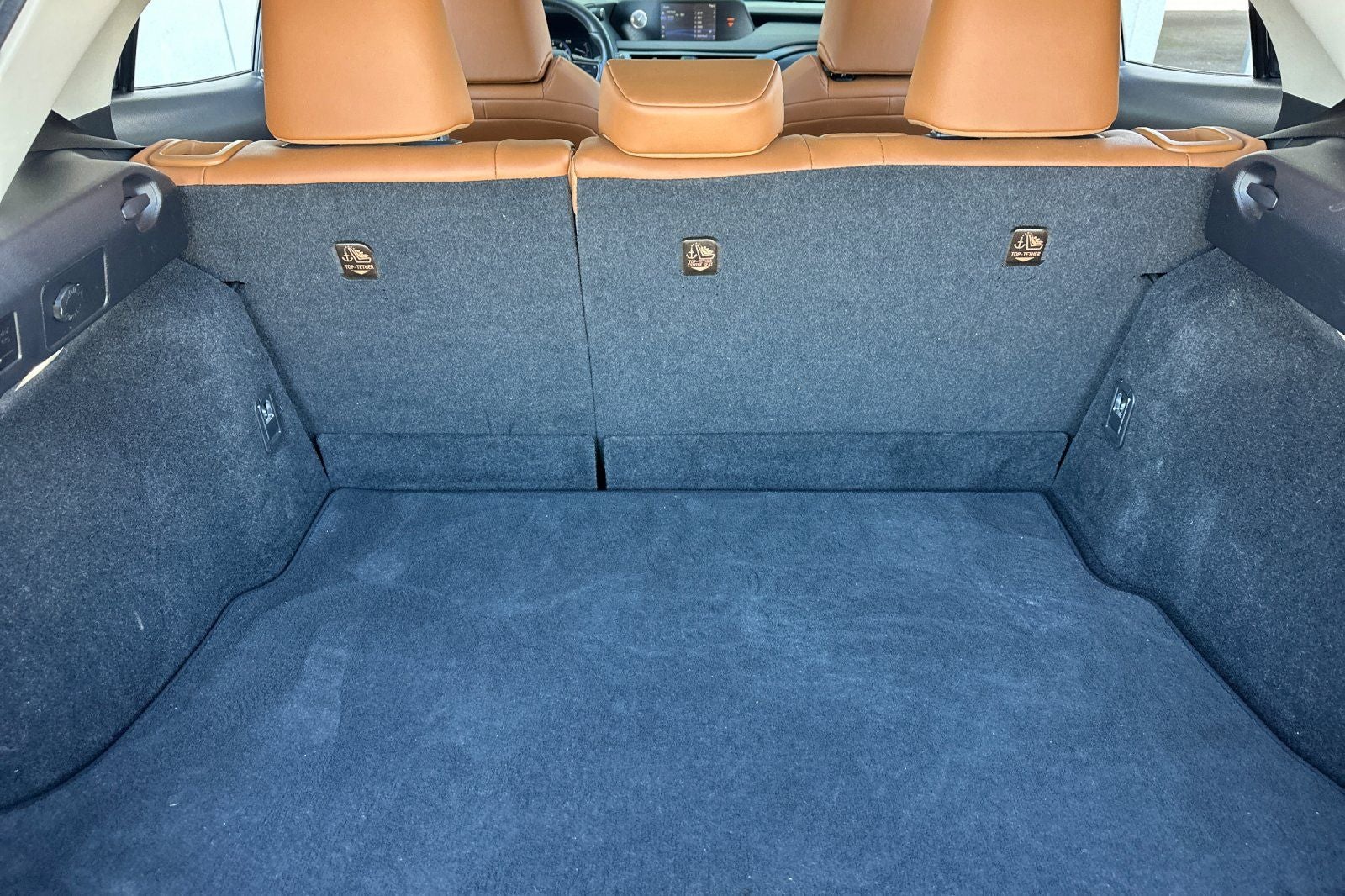 2019 Lexus UX 200 Base