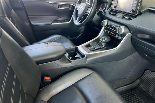 2020 Toyota RAV4 XLE Premium