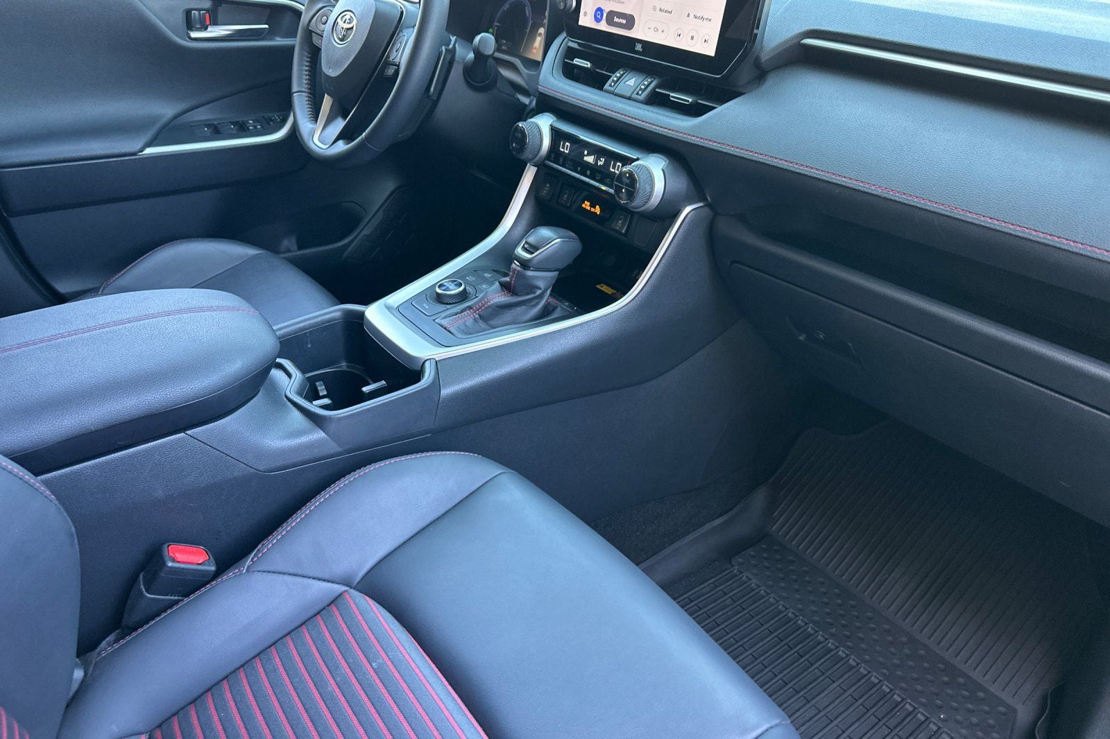 2025 Toyota RAV4 Plug-In Hybrid XSE