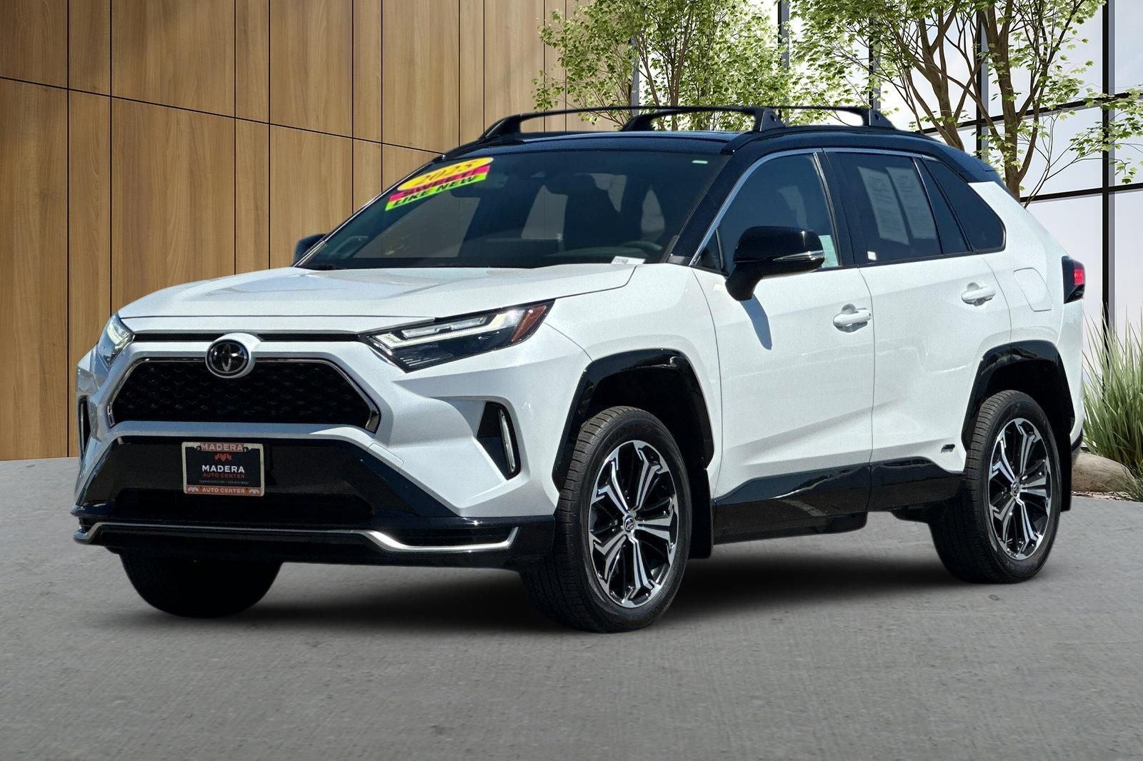 2025 Toyota RAV4 Plug-In Hybrid XSE