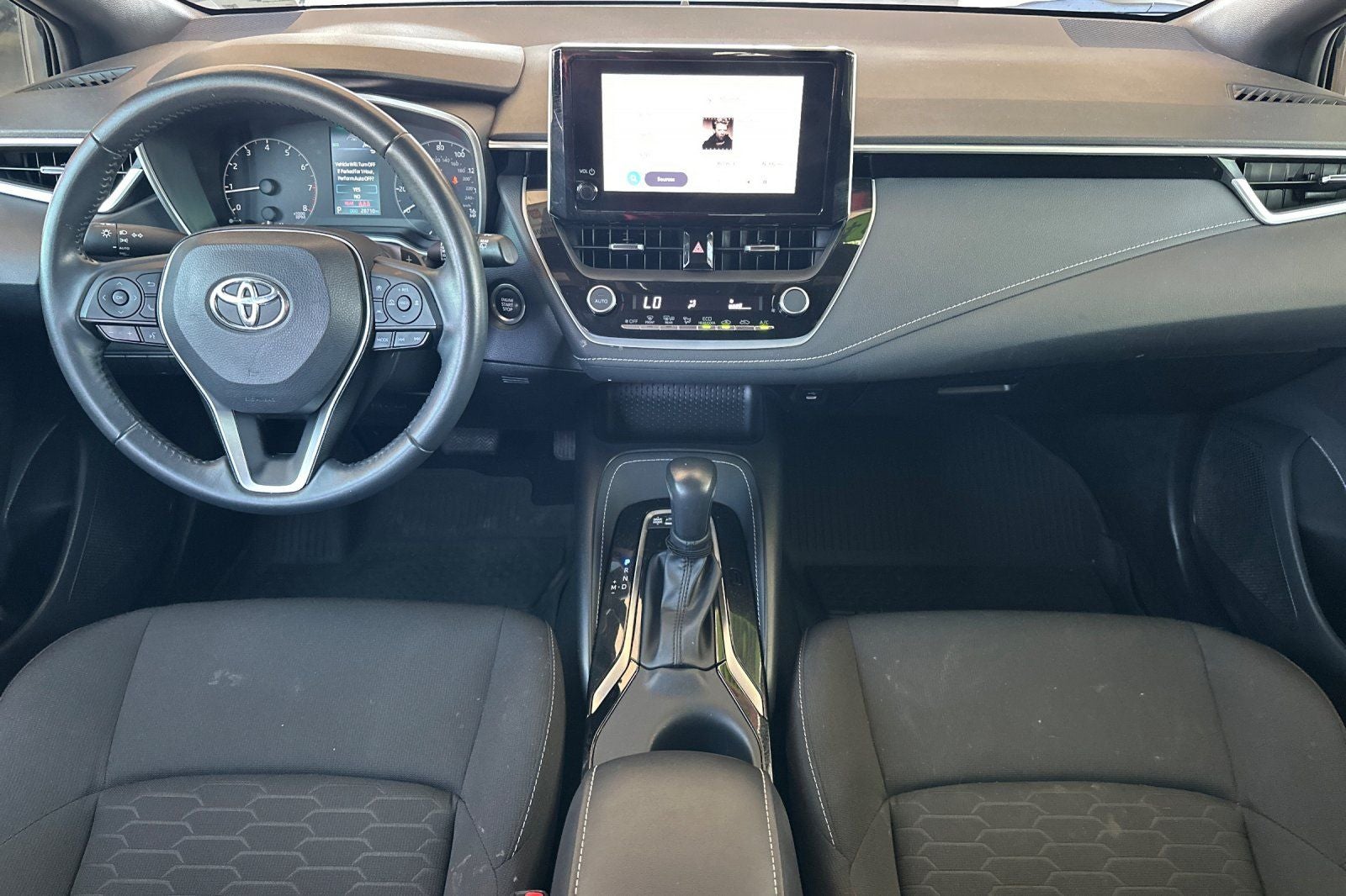2024 Toyota Corolla Hatchback SE