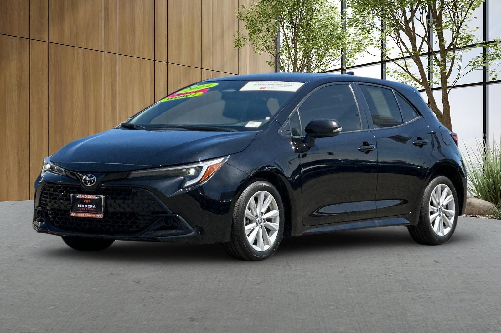 2024 Toyota Corolla Hatchback SE