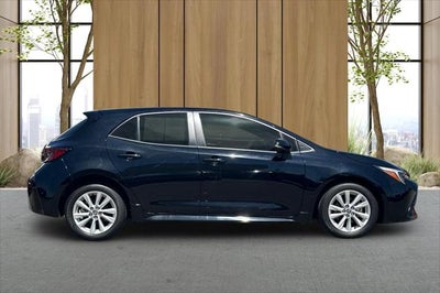 2024 Toyota Corolla Hatchback SE