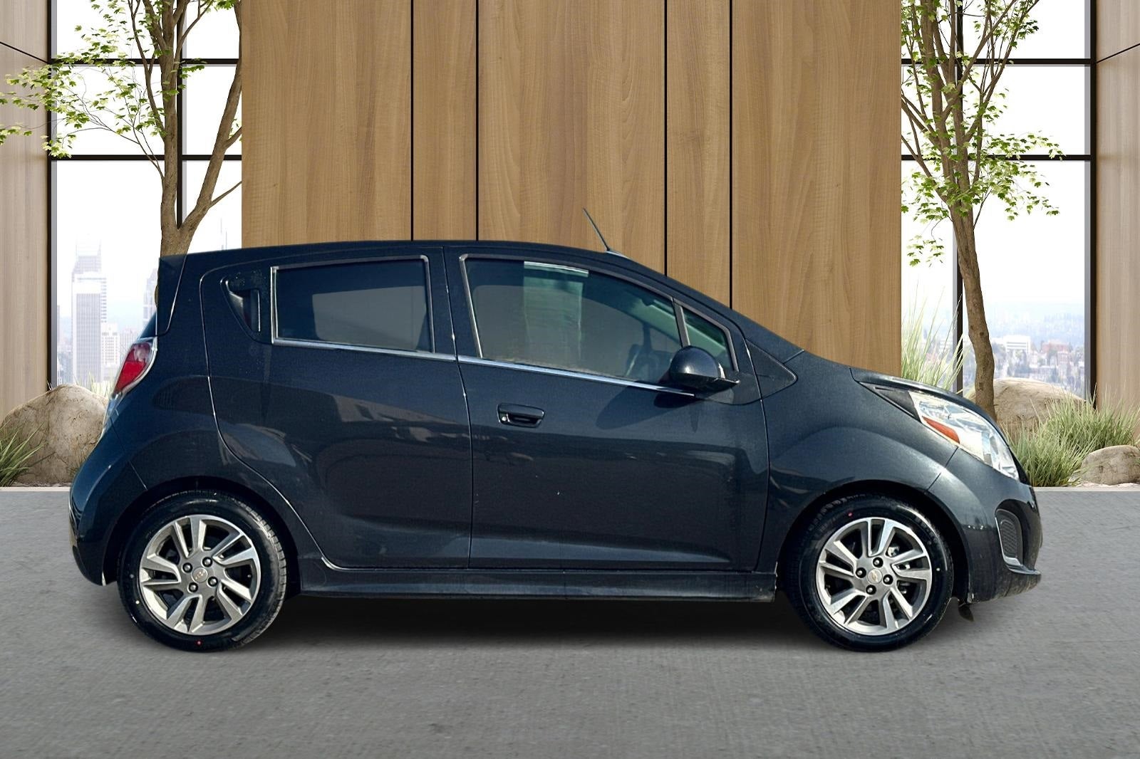 2015 Chevrolet Spark EV 2LT