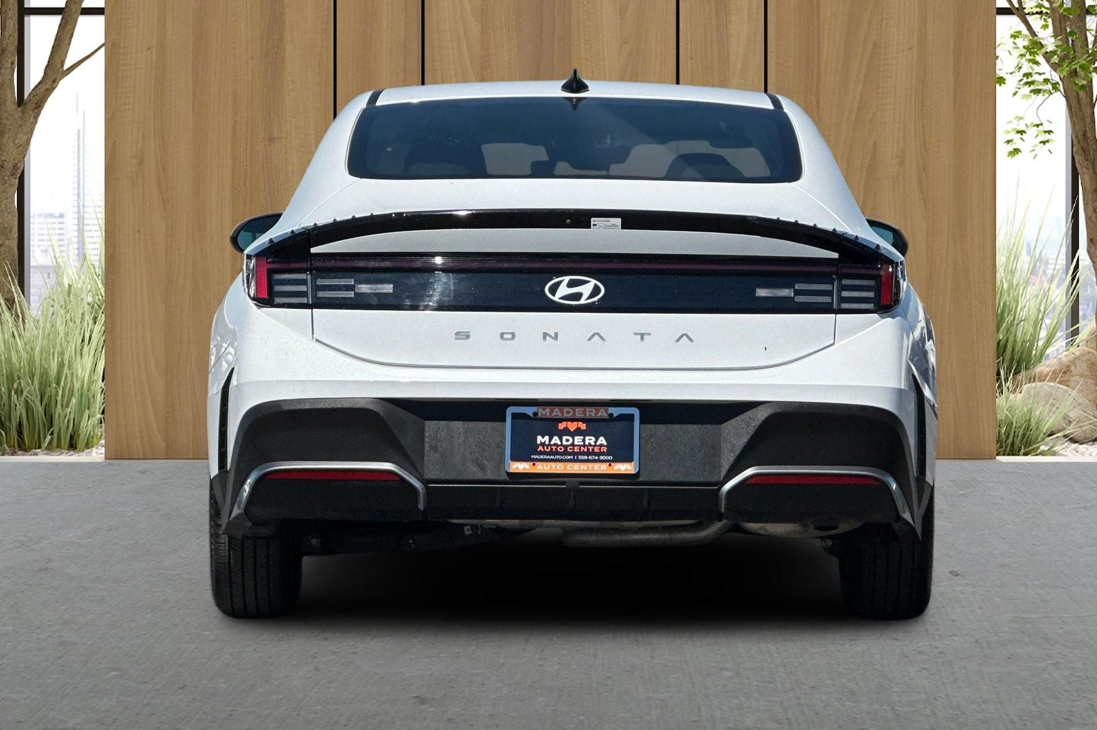 2025 Hyundai Sonata SE