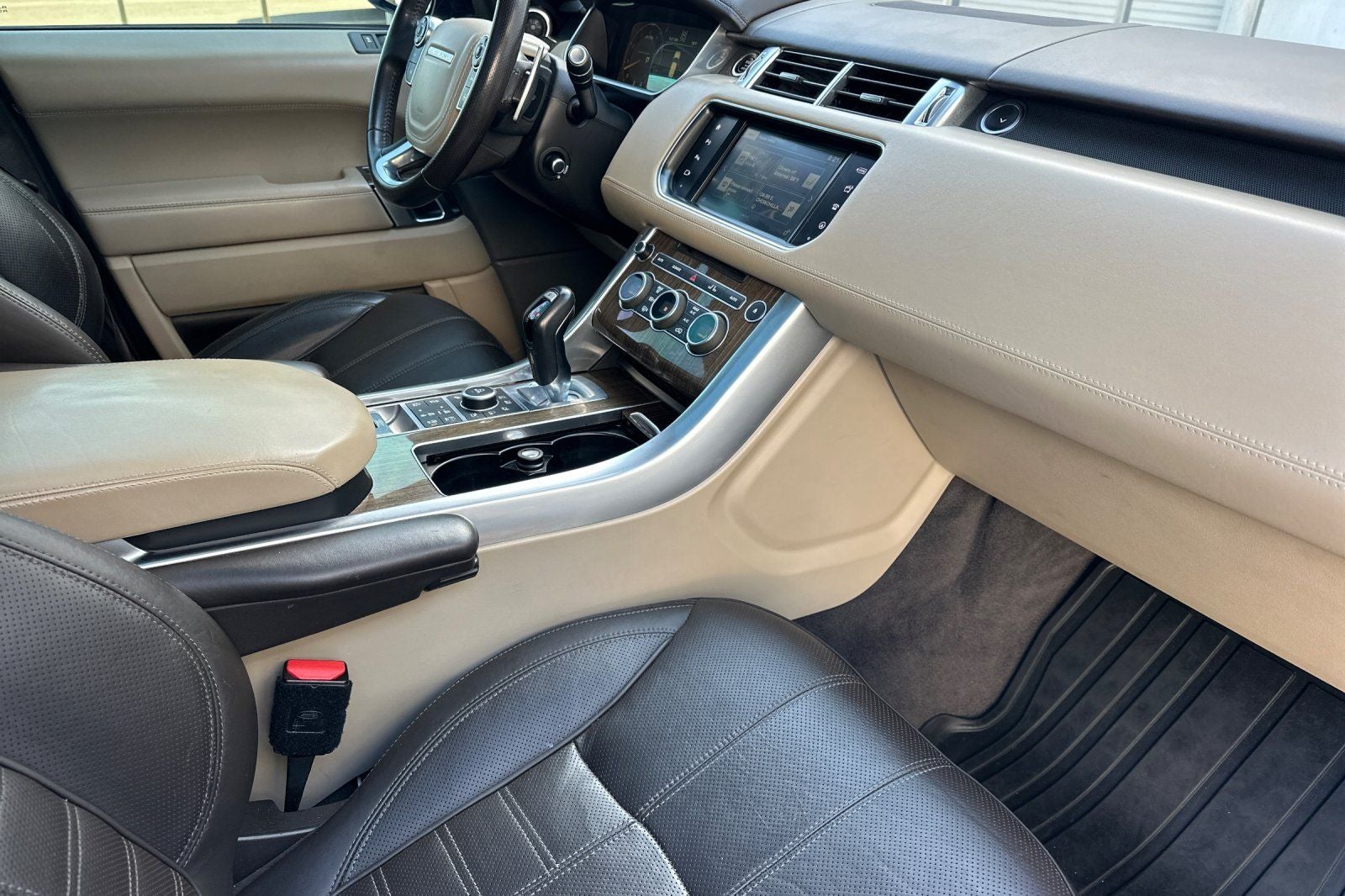 2016 Land Rover Range Rover Sport 5.0L V8 Supercharged Autobiography