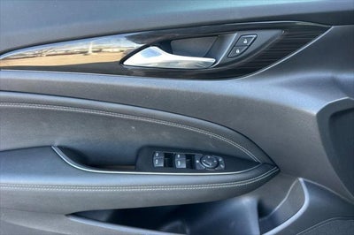 2018 Buick Regal Essence