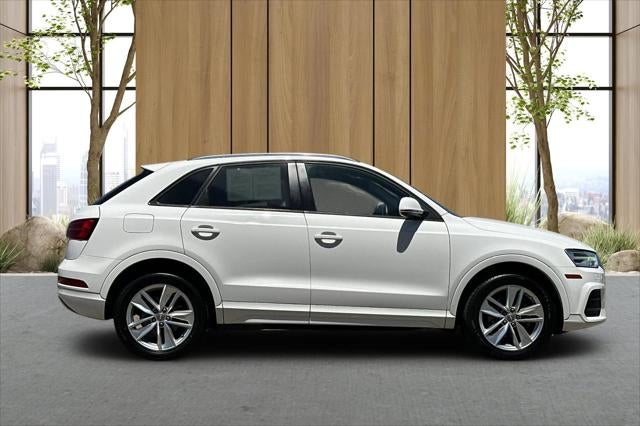 2017 Audi Q3 2.0T Premium