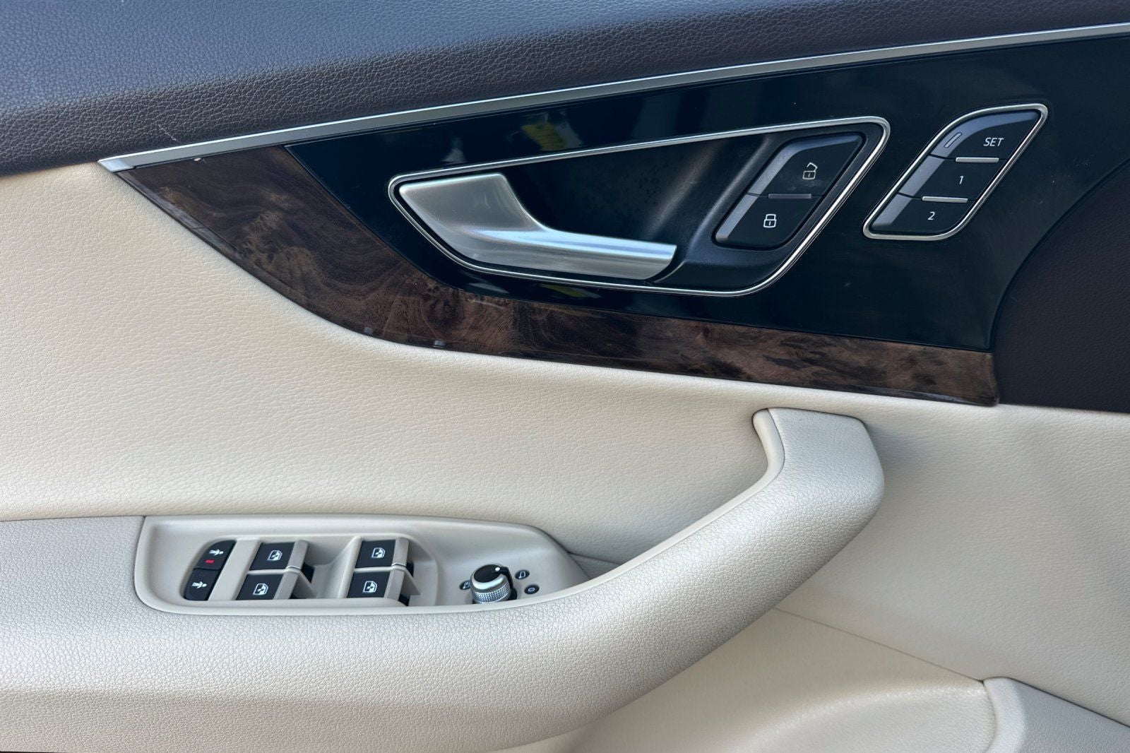 2017 Audi Q7 3.0T Prestige quattro