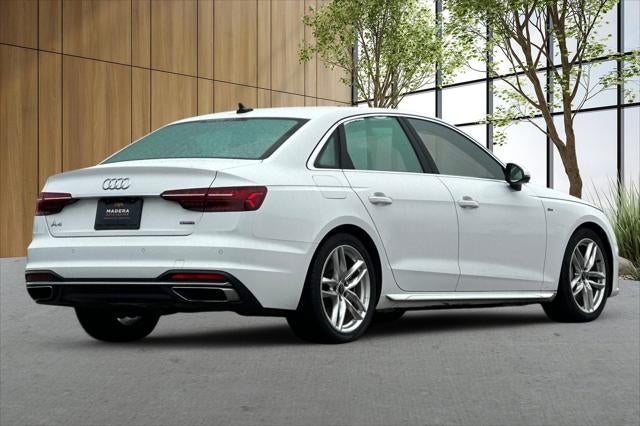 2022 Audi A4 45 S line Premium Plus quattro