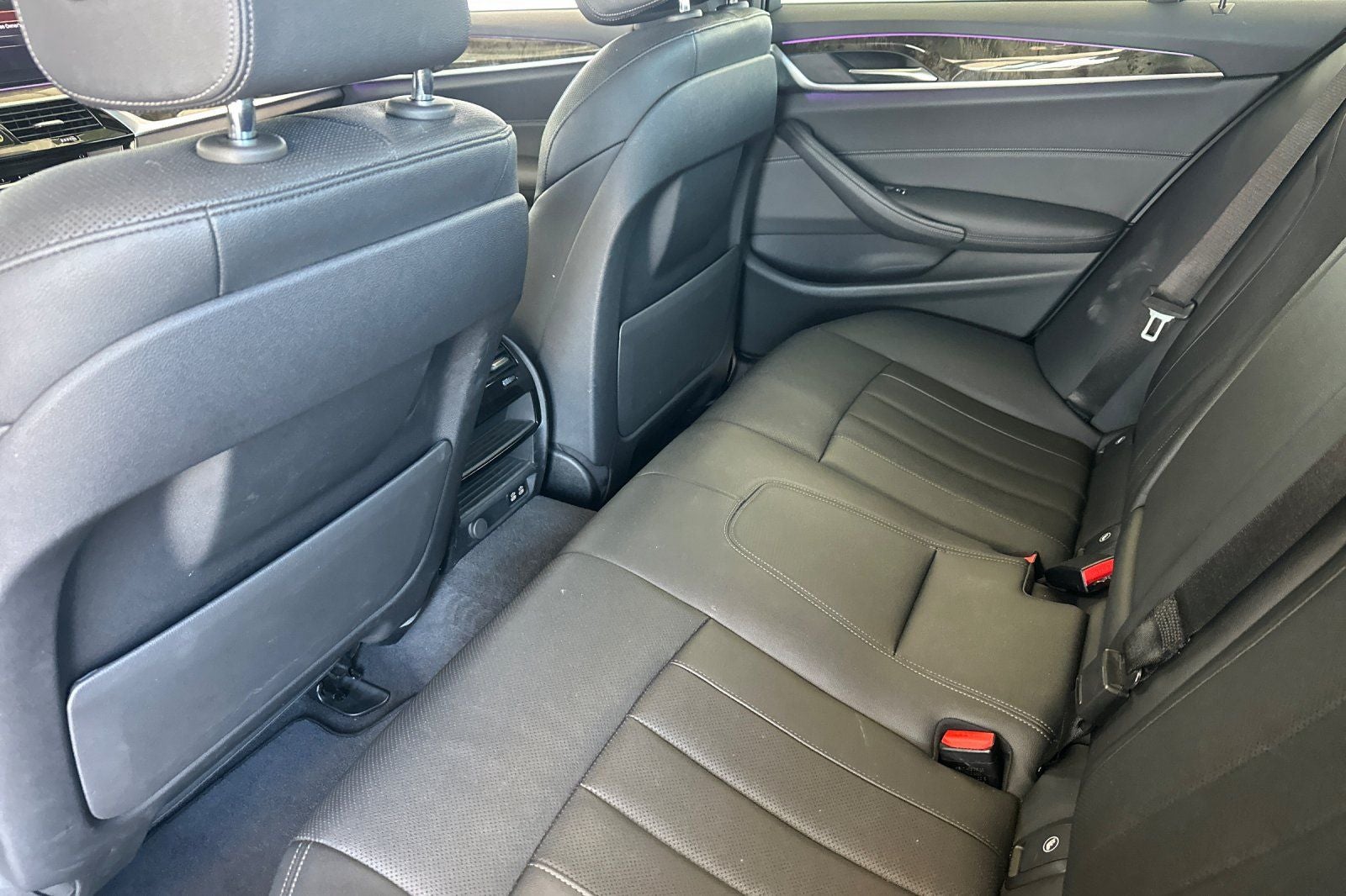 2021 BMW 5 Series 530i