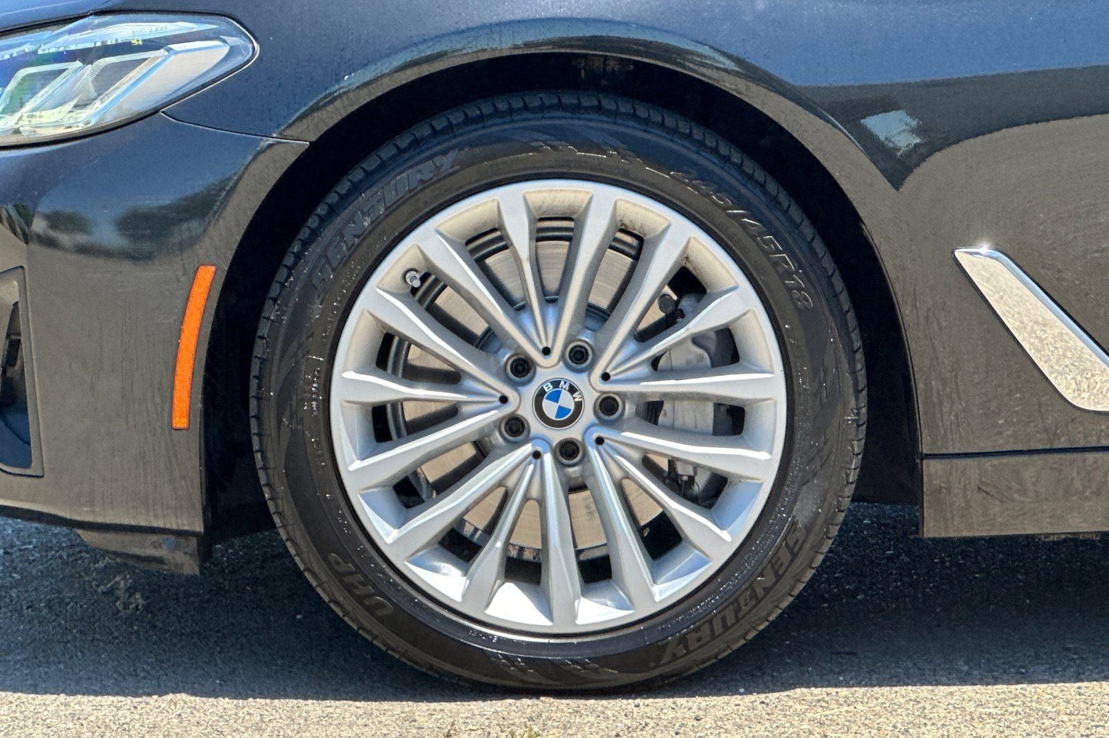 2021 BMW 5 Series 530i