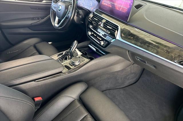 2021 BMW 5 Series 530i