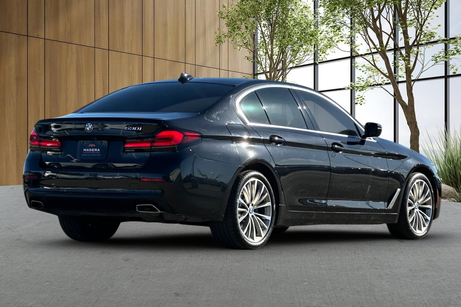 2022 BMW 5 Series 530i
