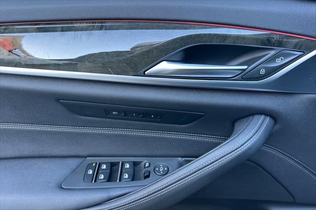 2022 BMW 5 Series 530i