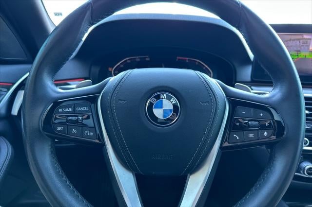 2022 BMW 5 Series 530i