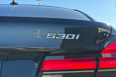 2022 BMW 5 Series 530i